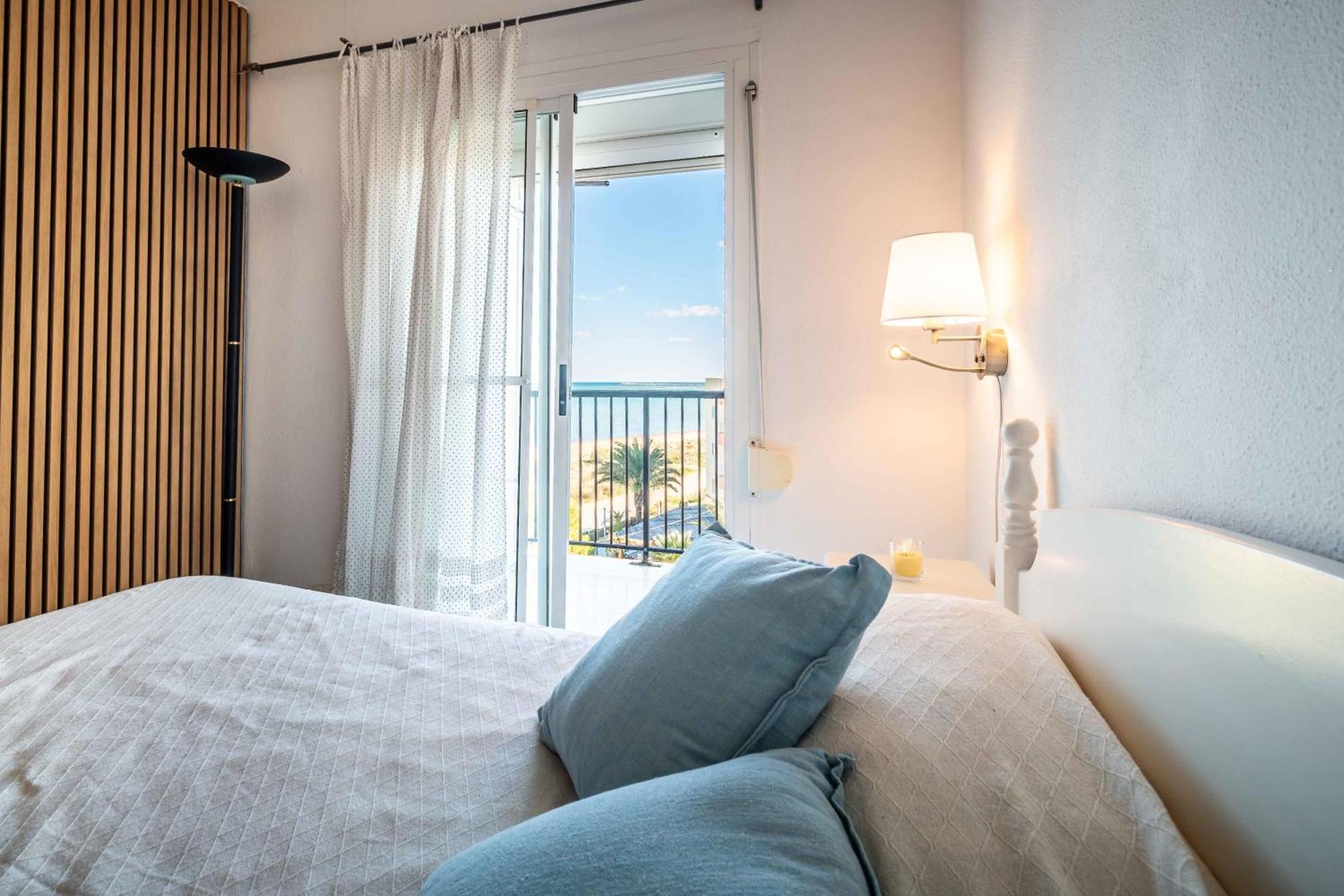 Atardecer Unico En La Playa Apartment Denia Exterior foto